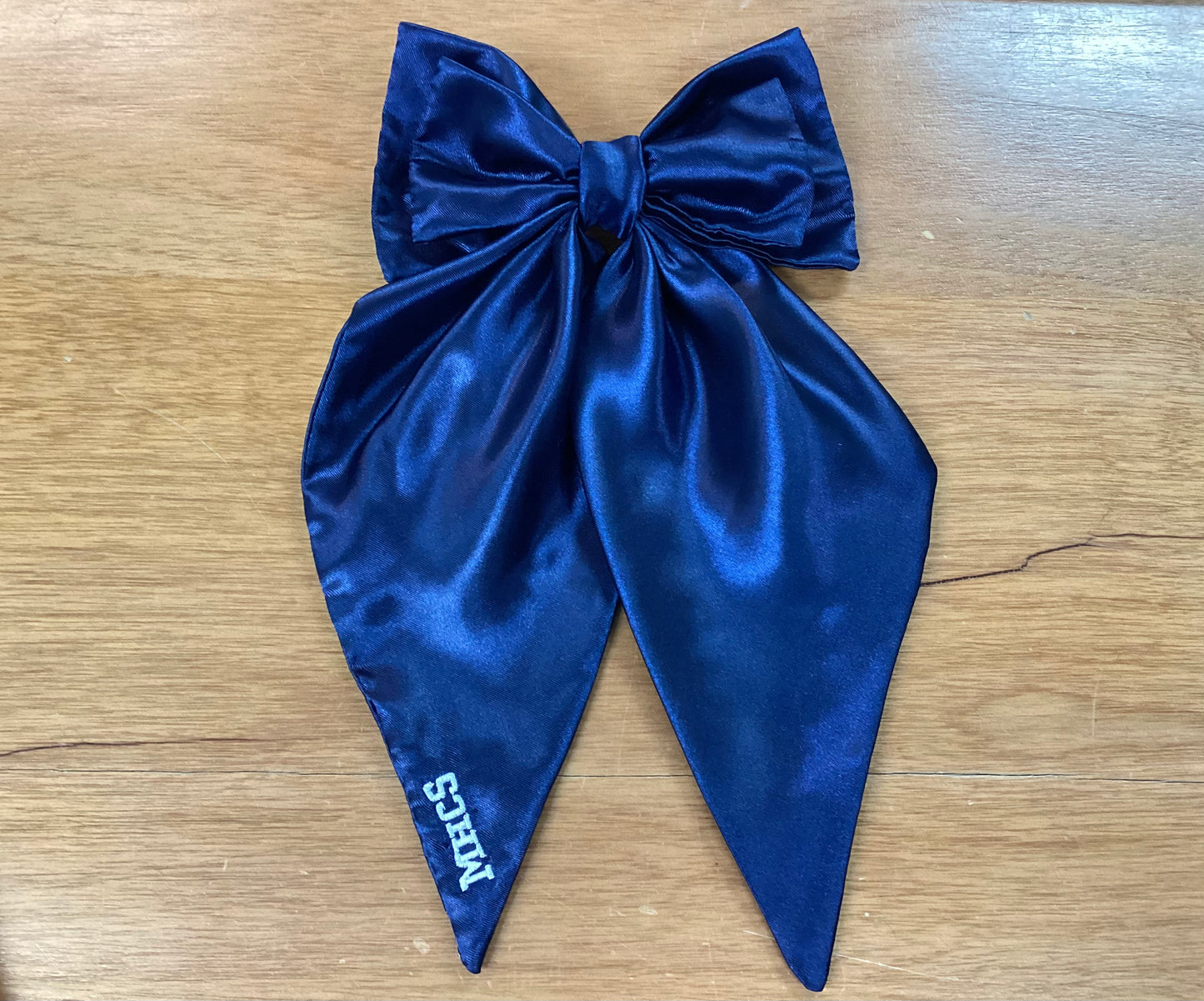 Big NAVY bow